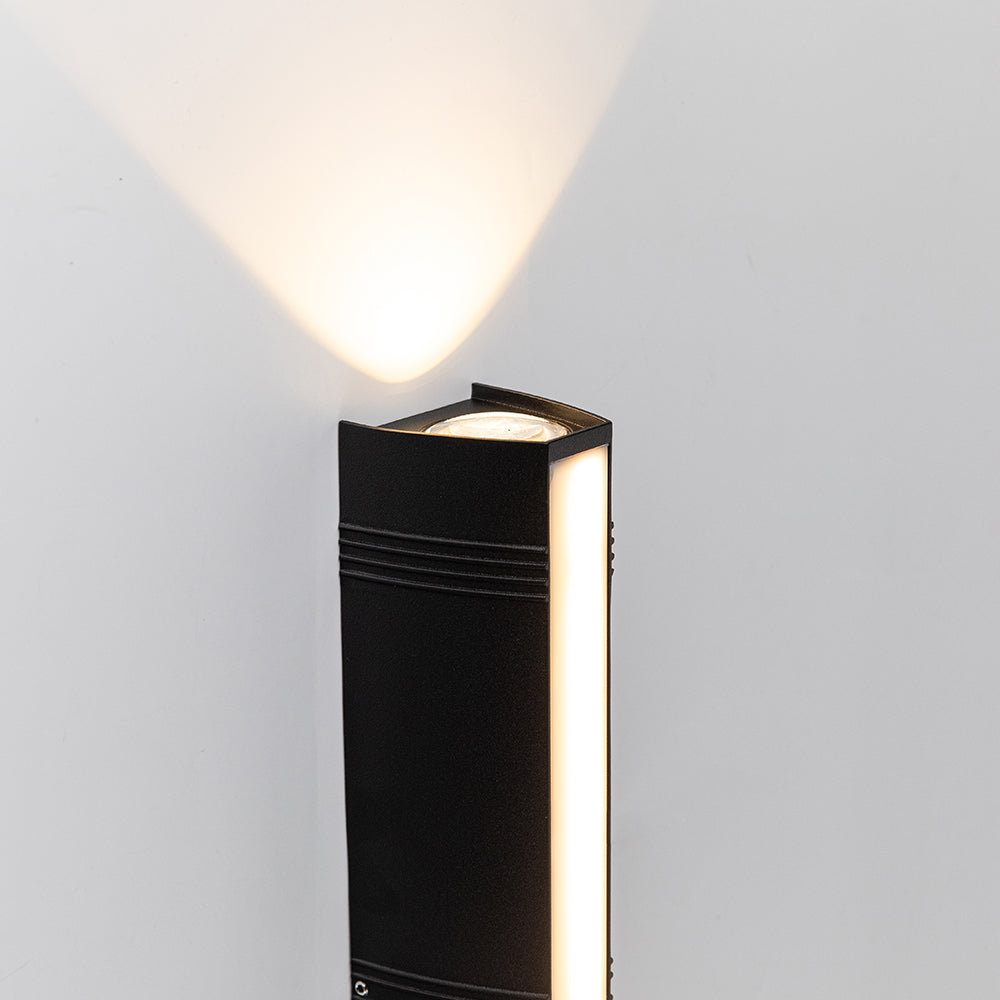 Illuminating Exterior LED Wall Light