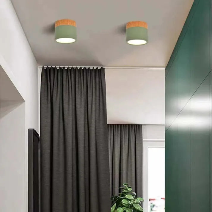 Aura Cylinder: Modern LED Ceiling Light for Focused Illumination