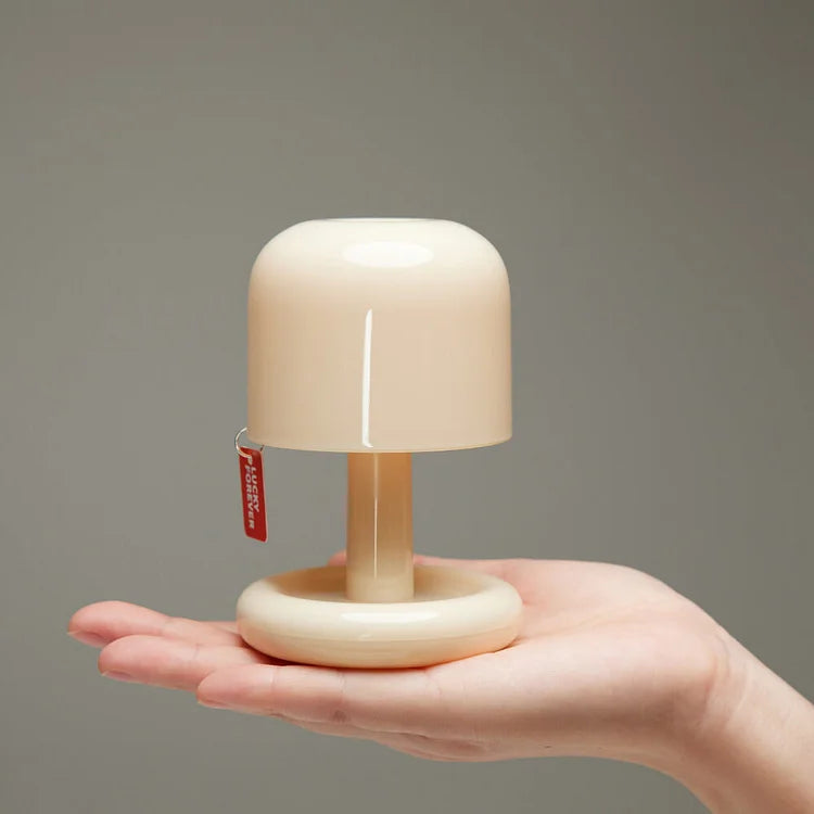Sunset Glow: Portable Projection Lamp for Ambiance