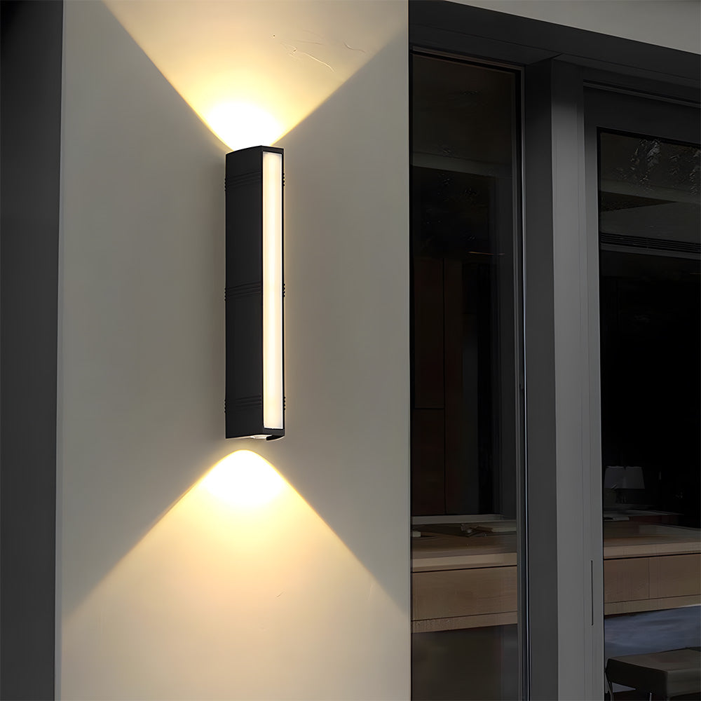 Illuminating Exterior LED Wall Light