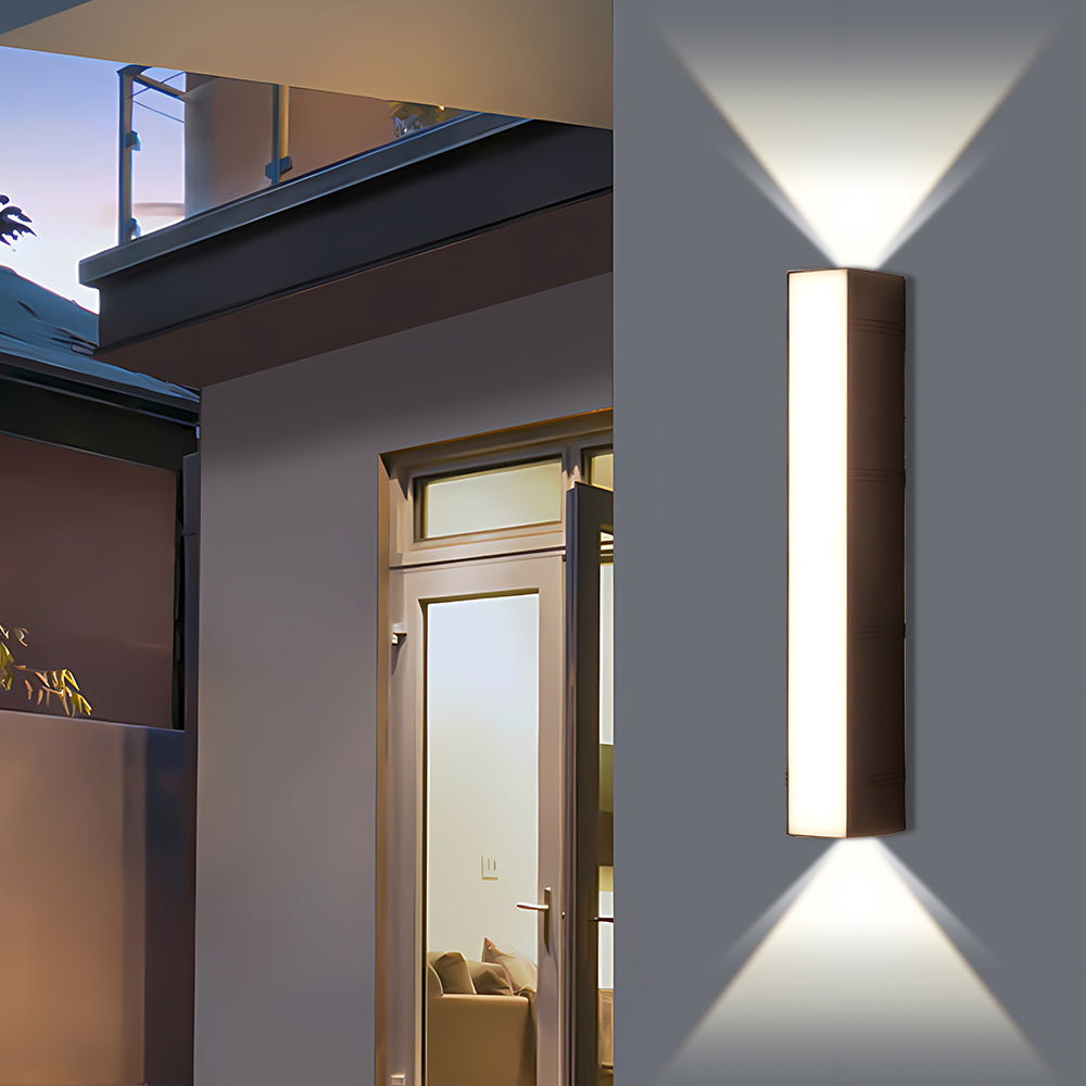 Illuminating Exterior LED Wall Light
