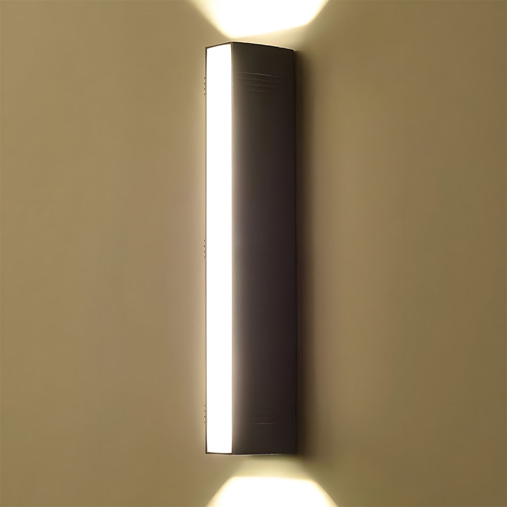 Illuminating Exterior LED Wall Light