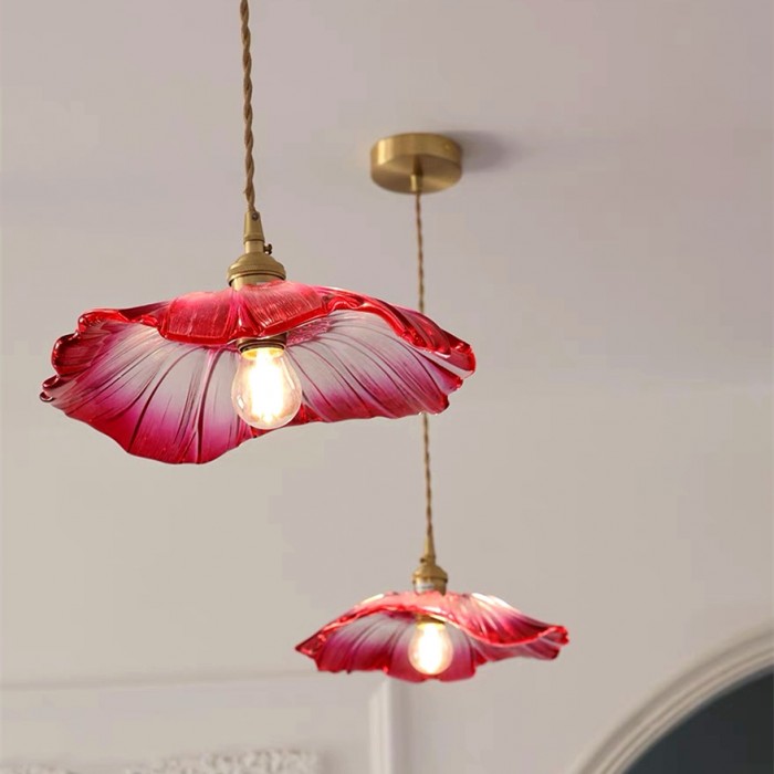 LumiBloom: Organic Flower-Inspired Pendant Light